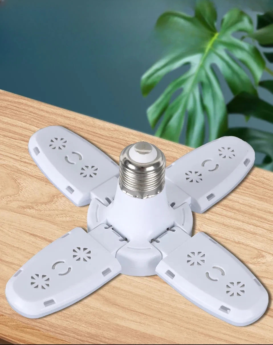 Fan-Shaped Deformable LED Bulb